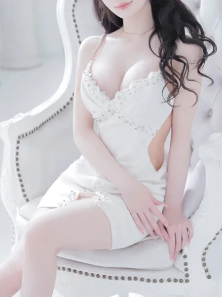 七瀬なぎの写真2枚目