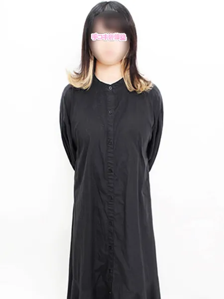 岡島まどかの写真1枚目