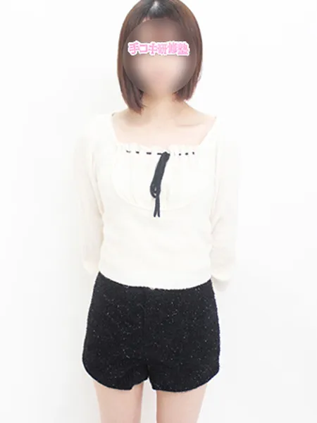 鈴原ゆうの写真1枚目