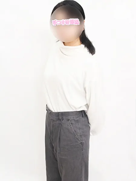 海野ゆりこの写真1枚目