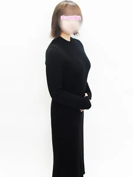 岸本まうの写真1枚目