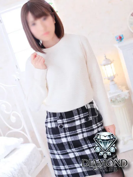 瑛莉那の写真4枚目