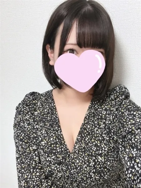 井上ももの写真2枚目