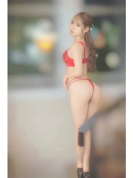 沖ゆうなの写真2枚目