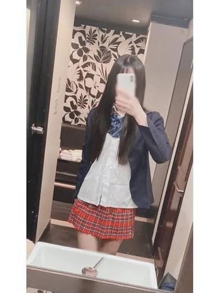 一色まうの写真4枚目