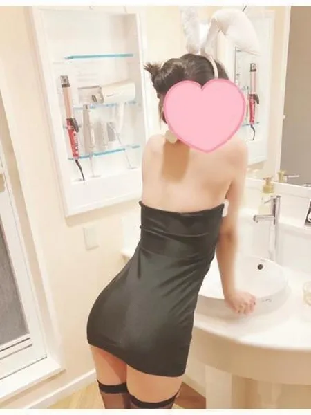 一色まうの写真3枚目