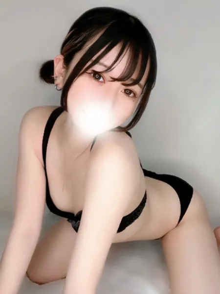 小波まなかの写真1枚目