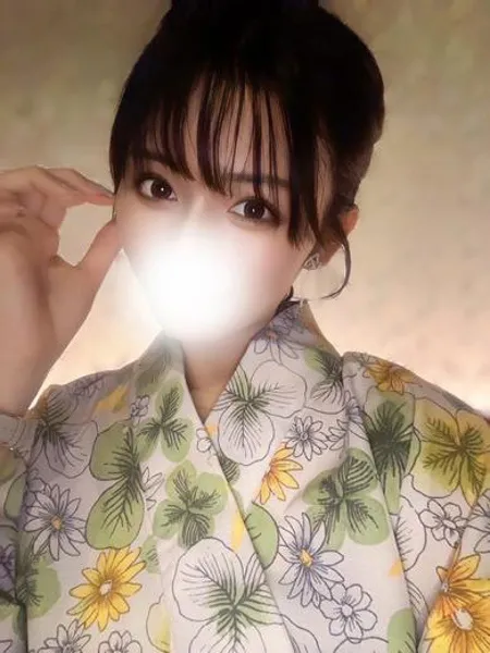 七沢ゆきの写真2枚目