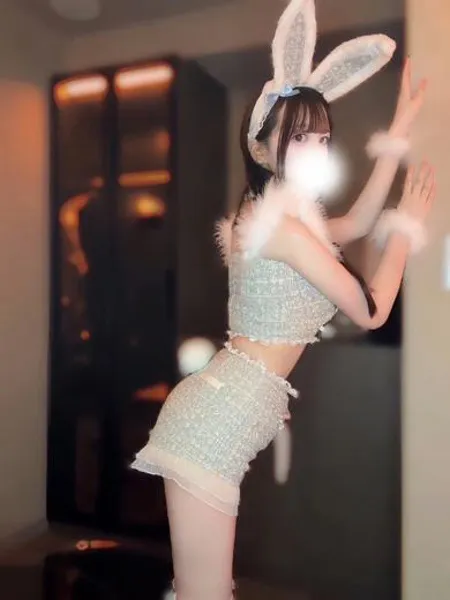 緋田りあらの写真4枚目