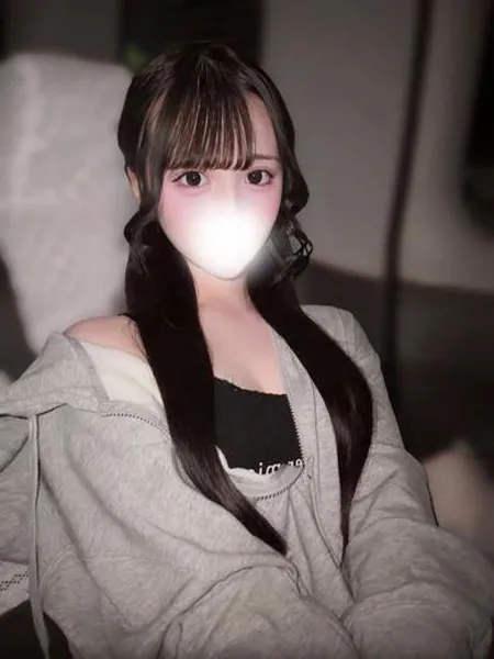 緋田りあらの写真2枚目