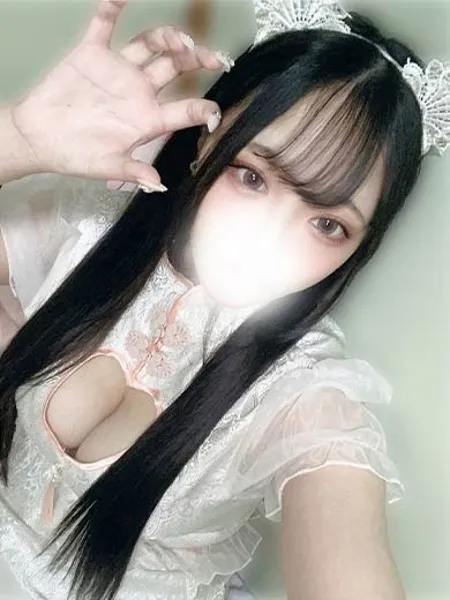 志村やよいの写真1枚目