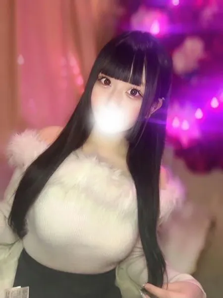 上原あいみの写真1枚目