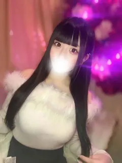 上原あいみの紹介写真