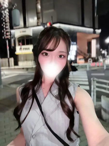石塚あまねの写真1枚目