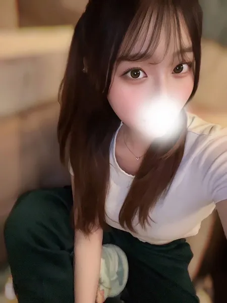 大津ねねの写真1枚目