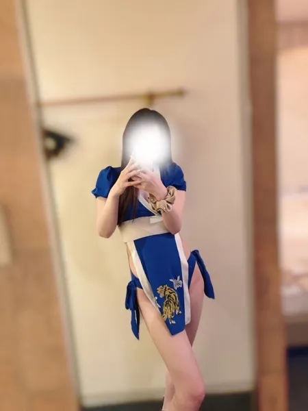 赤井めいの写真4枚目