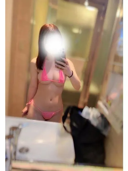 三日月しほの写真2枚目