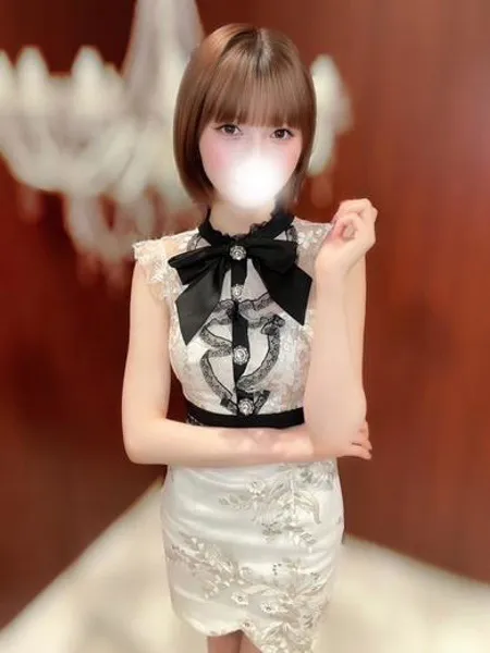 日和れいなの写真1枚目