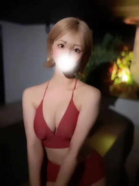 深澤みさきの写真3枚目