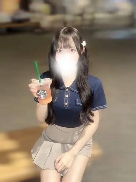 秋沢かなでの写真4枚目