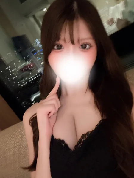 栗原もものの写真1枚目