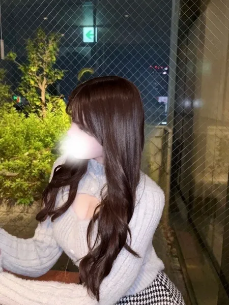 栗原もものの写真3枚目