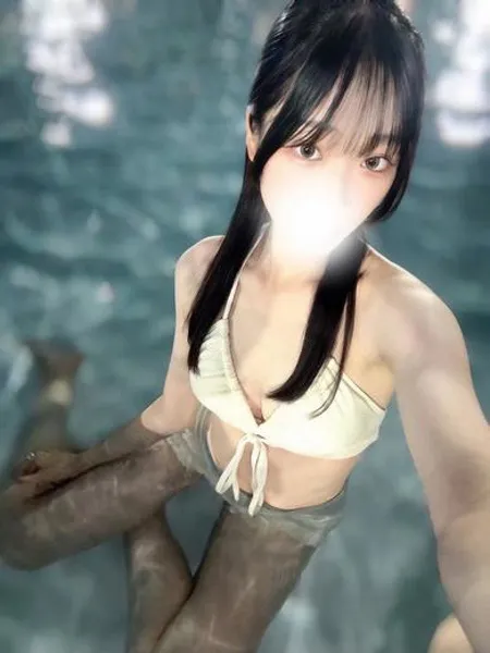 尾崎りょうの写真1枚目