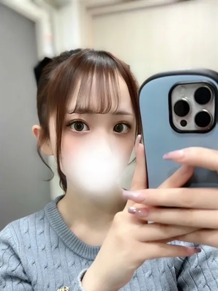 藤咲ゆのあの写真2枚目