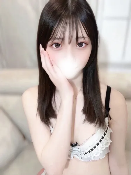 金子めるの写真1枚目