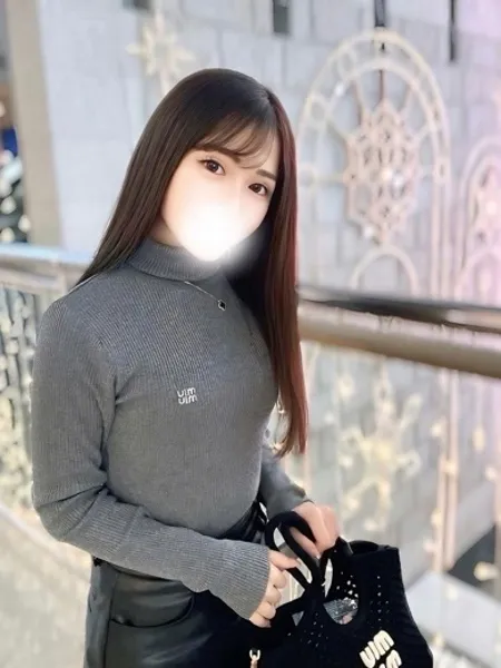 泉りなの写真4枚目