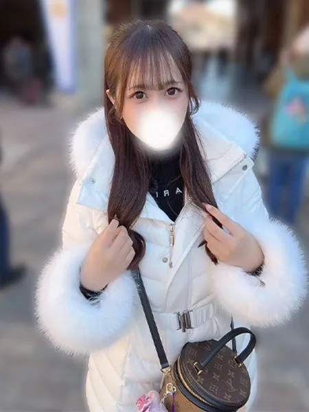 若菜のかの写真1枚目