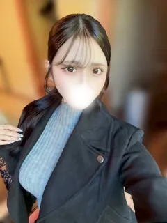 秋田まりなの紹介写真