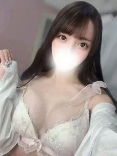 秦野あみかの紹介写真