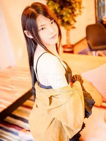 雛森さらさの写真2枚目