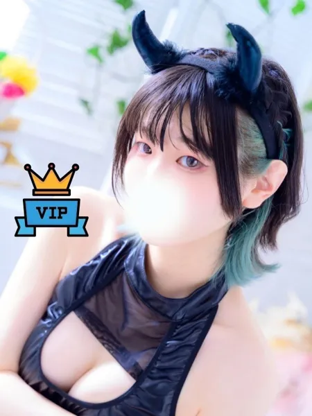 リリアの写真1枚目