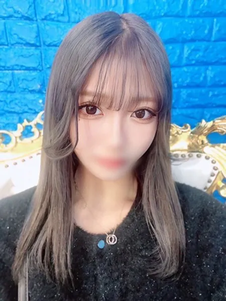 りなの写真1枚目