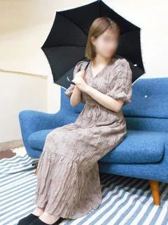 美人屋/渡辺　莉緒(25歳)明るい笑顔と人懐っこさの中にも愛らしさも感じる...
