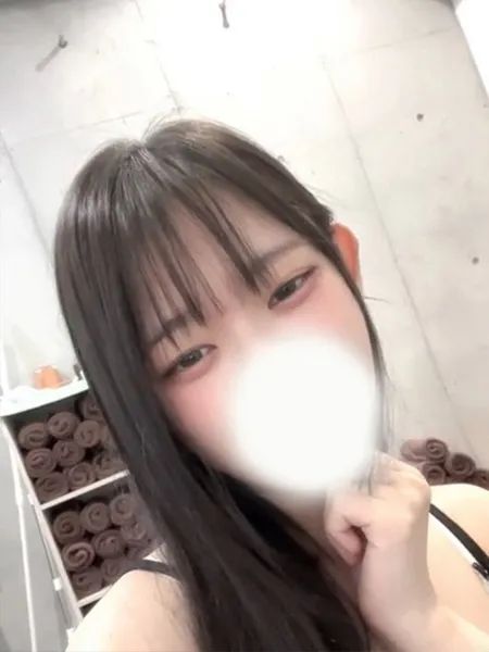 小西あやめの写真2枚目