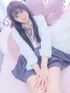 みん/19歳 - (E+アイドルスクール)