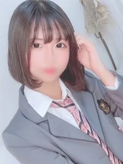 やの/18歳 - (E+アイドルスクール)