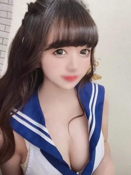 雫／しずくの写真1枚目