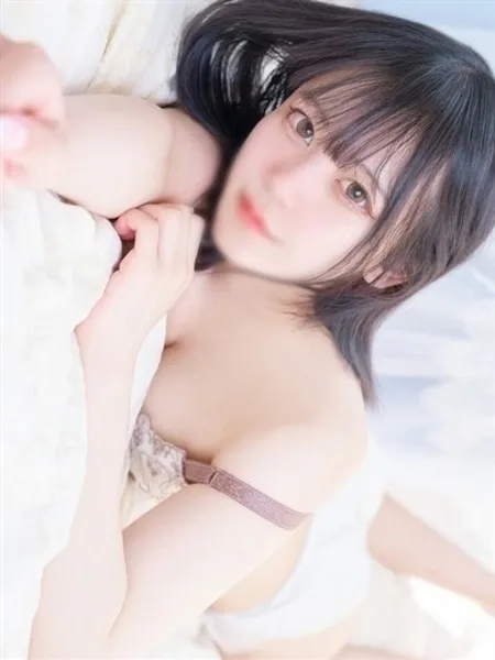 あやなの写真3枚目