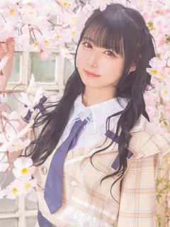 ひびき/19歳 - (E+アイドルスクール)