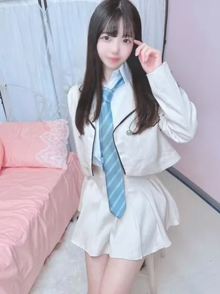 まゆゆの写真4枚目