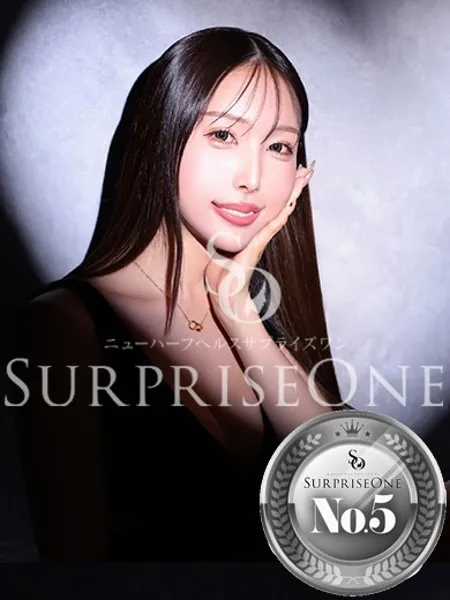 王妃レナの写真1枚目