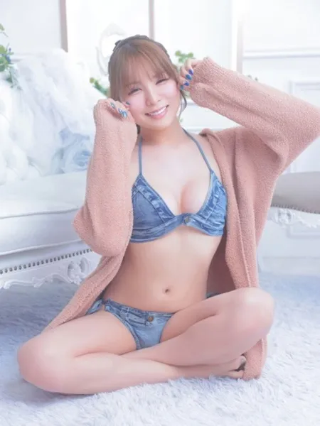 涼宮つばさの写真2枚目