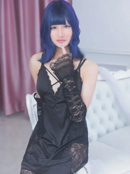 緋乃木せりかの写真4枚目