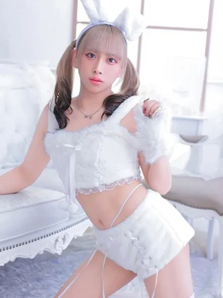 聖菜はづきの写真4枚目