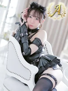 琥珀むぎの紹介写真
