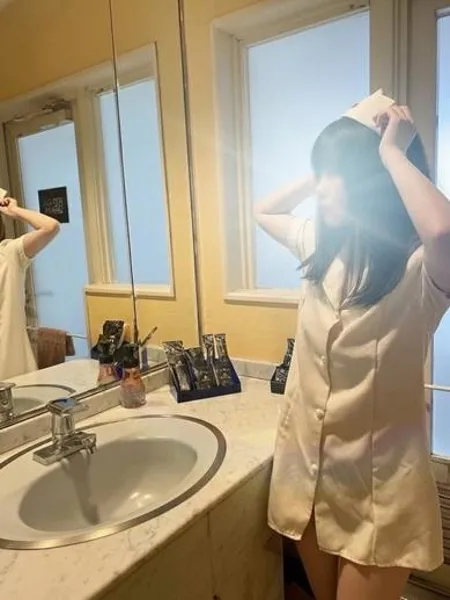 藤咲かれんの写真1枚目